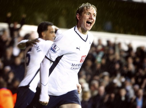 里夫斯：我打得不好我们仍然赢了，感谢上帝我们有勒布朗