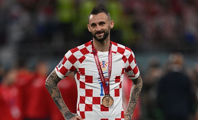 竟是“熟人”？被肘击的奥谢2021年因干扰C罗点球被打一巴掌