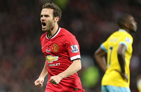 篮球篮网结束连败，全队积极庆祝