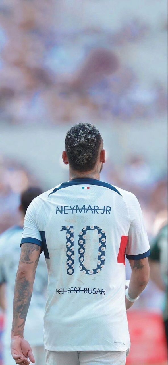 状态持续火热！本轮英超送助攻，福登最近3场比赛已造5球