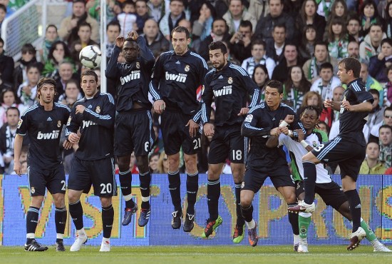 不敌药厂，曼城上次欧冠首阶段主场输球还是2018年9月